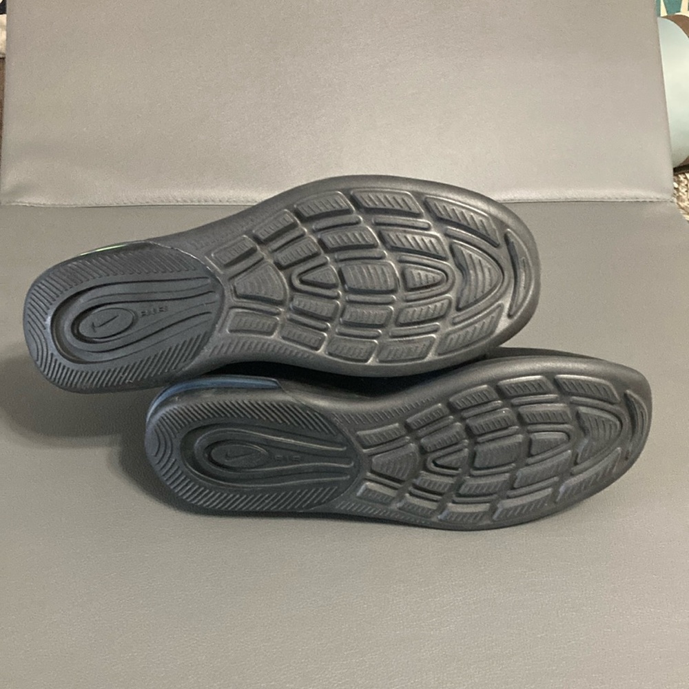 Nike Air Max Axis Prem- Thunder gray men’s 8 - Picture 7 of 7